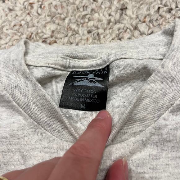 Vail Colorado Long sleeve T-Shirt Sz M Light Gray Rocky Mountain Colorado - Picture 3 of 5